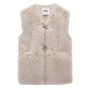 zara finds
