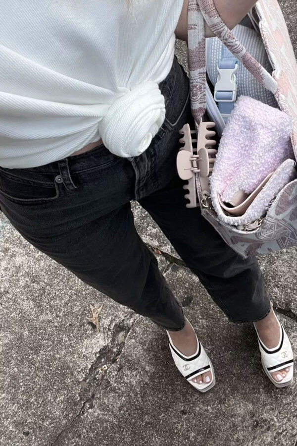 Black jeans on the go